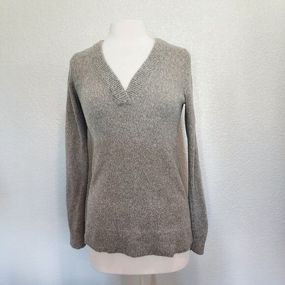 Abercrombie & Fitch Beige V-Neck Sweater Size M - Picture 1 of 11